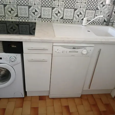 Charmant Studio A Agde, 32 M² Avec Equipements Modernes Daire Agde