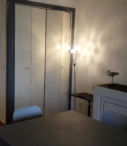 Charmant Studio A Agde, 32 M² Avec Equipements Modernes