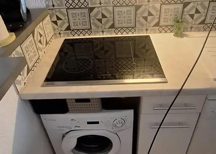 Charmant Studio A Agde, 32 M² Avec Equipements Modernes